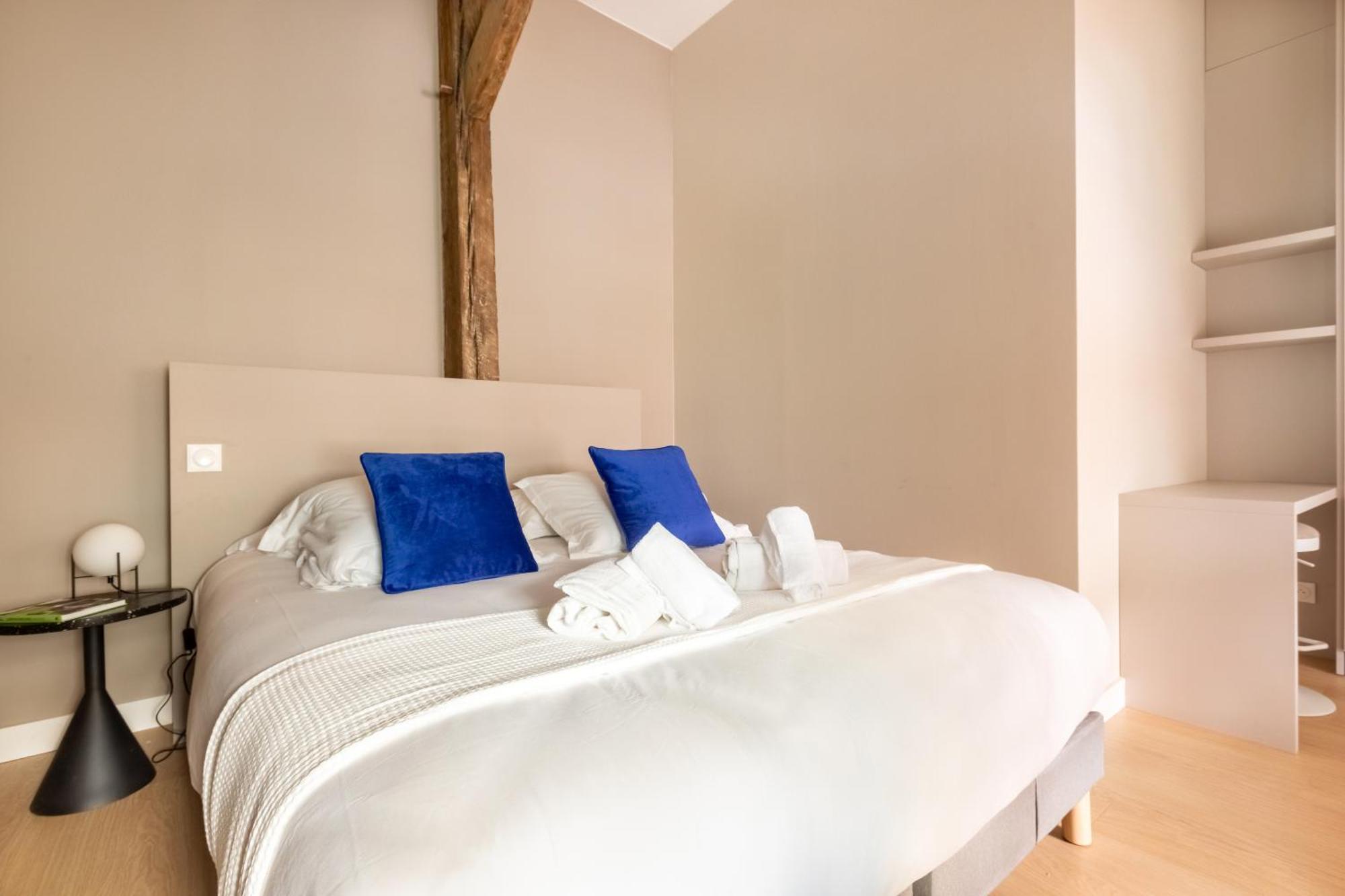 Au Qui Dort - Gare Aparthotel Rijsel
